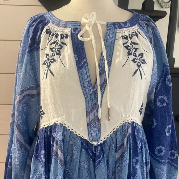 035 Free People Day Dreaming Mini in Blue Combo NWT Size Small - Picture 7 of 12